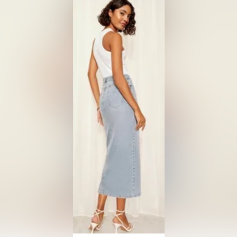 Blue Midi Pencil Skirt for Casual Wear